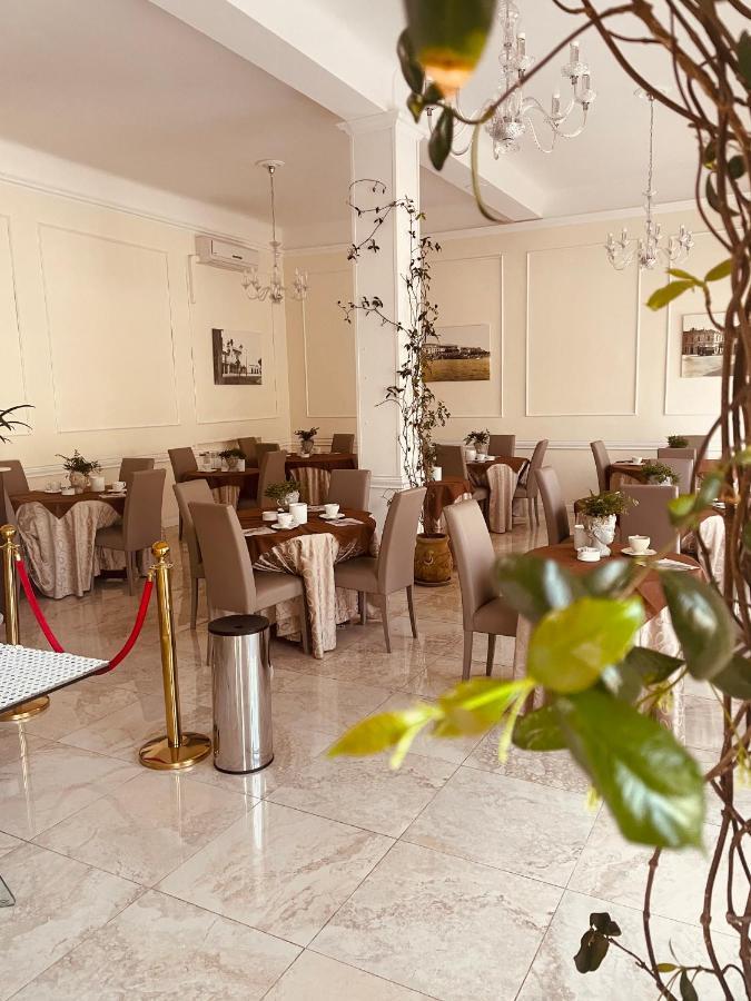 Hotel Regina Margherita Бордигера Экстерьер фото
